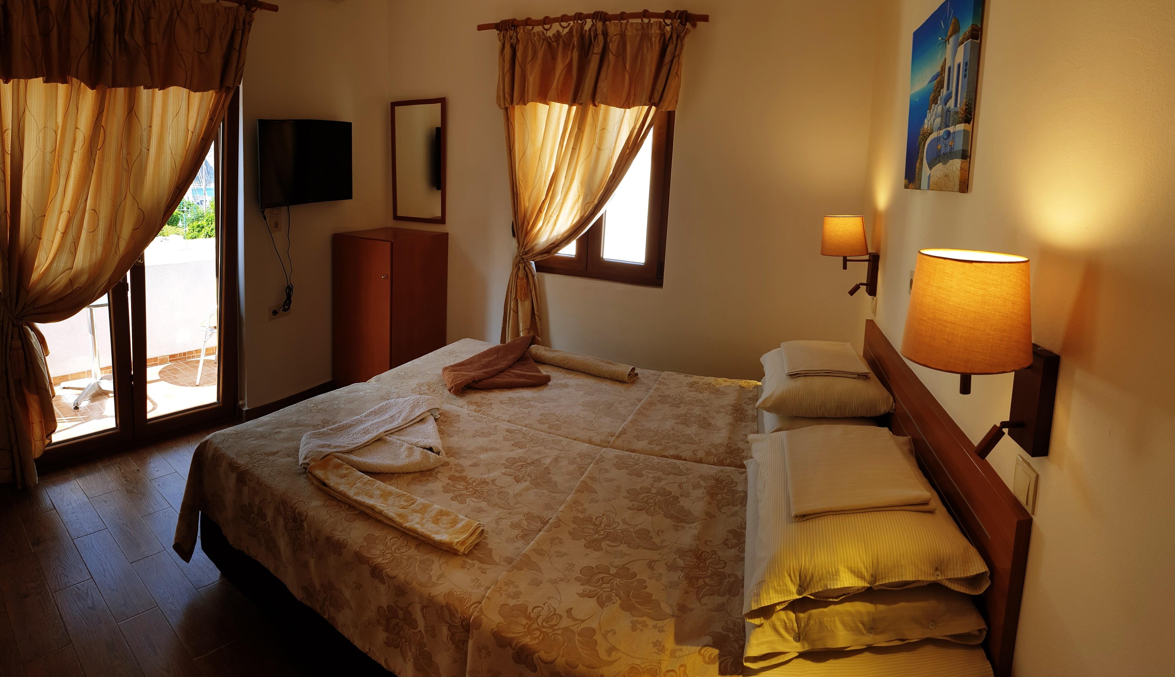 Apollo Studios Livadia  Екстериор снимка