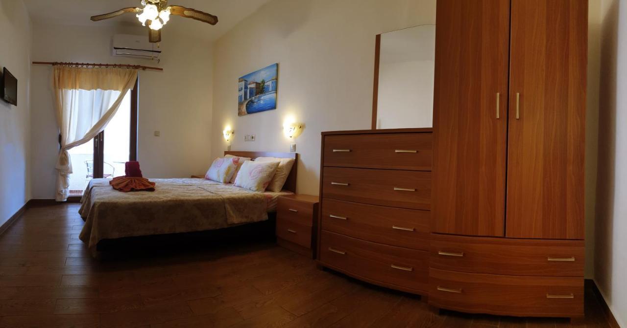 Apollo Studios Livadia  Екстериор снимка