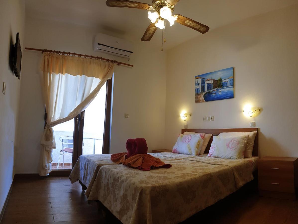 Apollo Studios Livadia  Екстериор снимка
